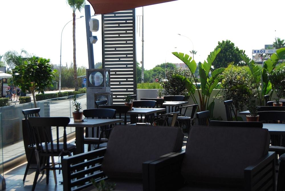 Euronapa Hotel Apartments ไอยานาปา ภายนอก รูปภาพ
