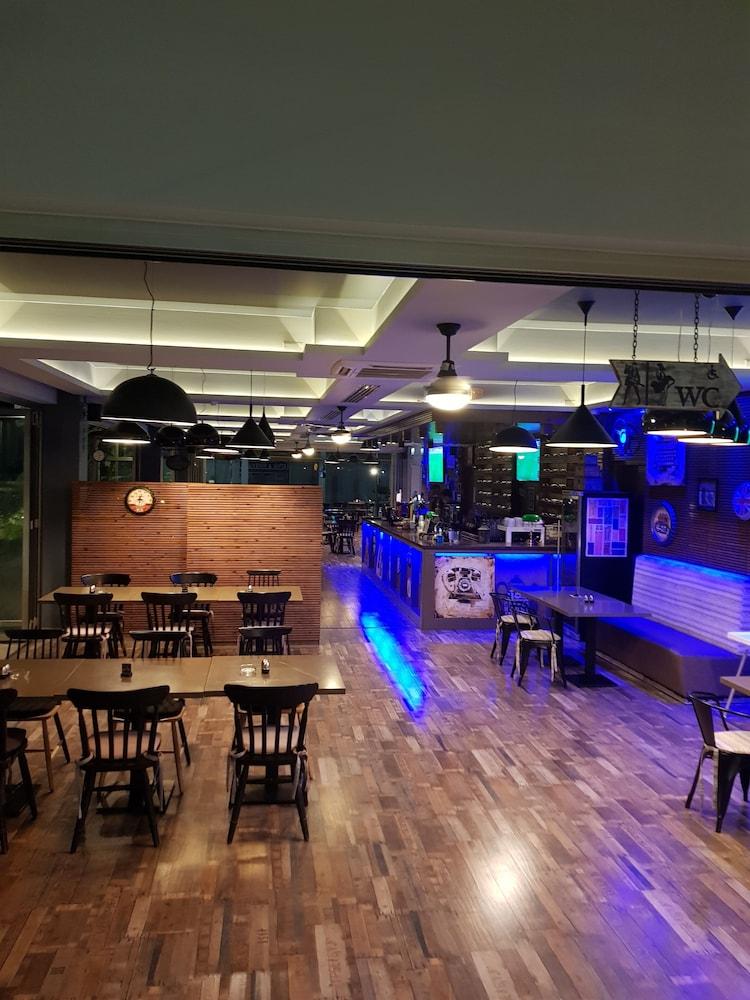 Euronapa Hotel Apartments ไอยานาปา ภายนอก รูปภาพ